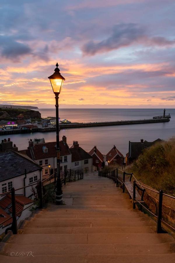 Frasers Of Whitby Ngoại thất bức ảnh